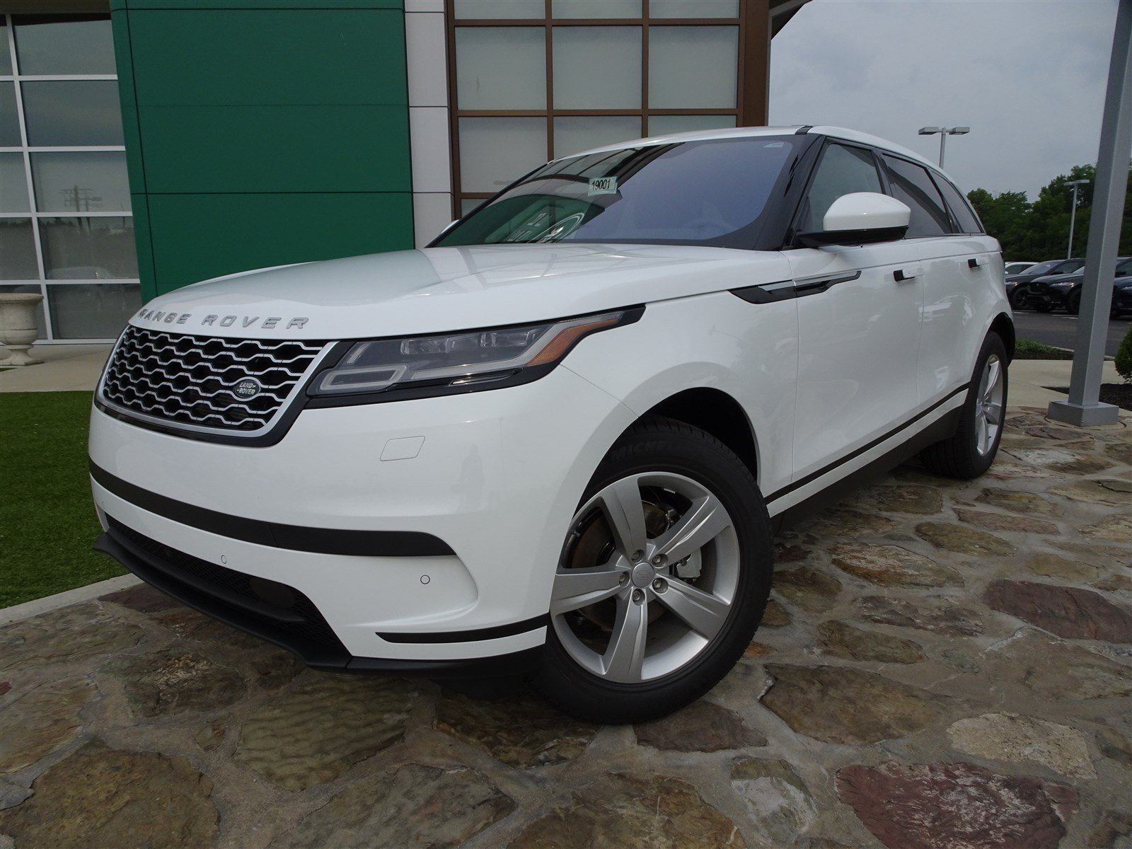 New 2019 Land Rover Range Rover Velar S 4 Door In Cincinnati 19001